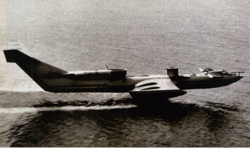 Экраноплан км-1