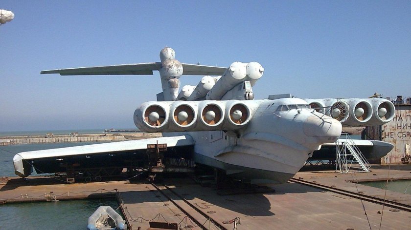 Лунь экраноплан