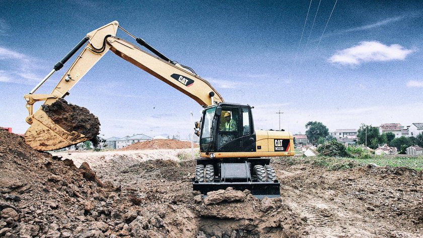 Колесный экскаватор Caterpillar m317d2