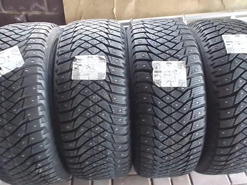 Goodyear ULTRAGRIP Arctic 2