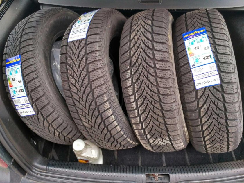Goodyear ULTRAGRIP Ice 2