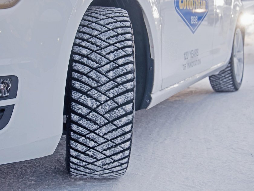 Goodyear ULTRAGRIP Ice