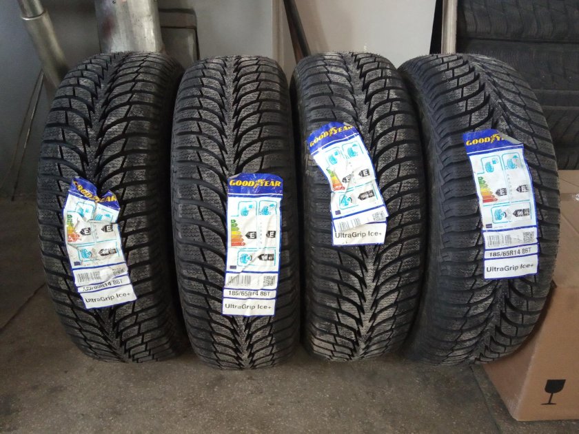 Goodyear ULTRAGRIP Ice+