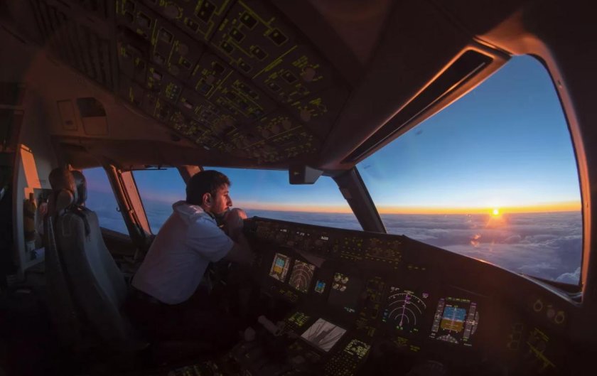 Боинг 777 кабина