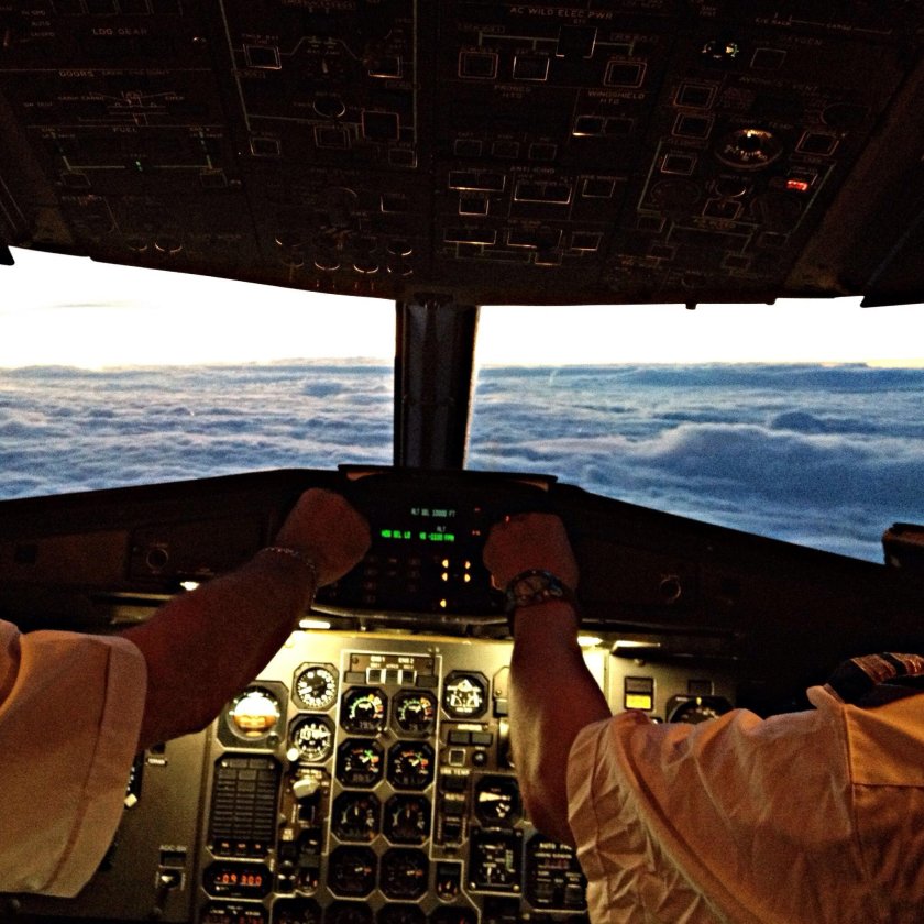 Вид из кабины пилота самолета