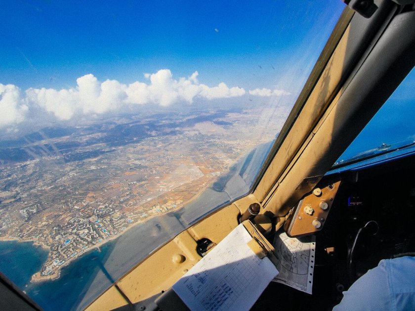 Взлёт Боинга 747 из кабины пилота