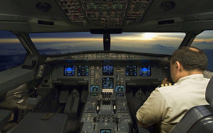 Airbus a340 кабина