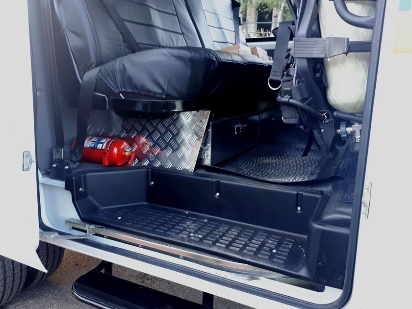 Автомобиль аварийно-спасательный на базе ГАЗ-27057