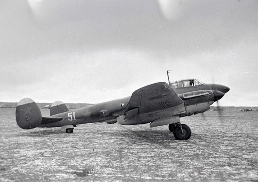 Самолет пе-2