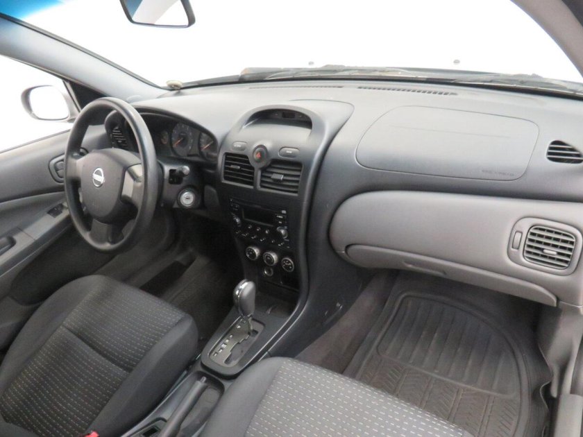 Ниссан Альмера Классик 2008 салон