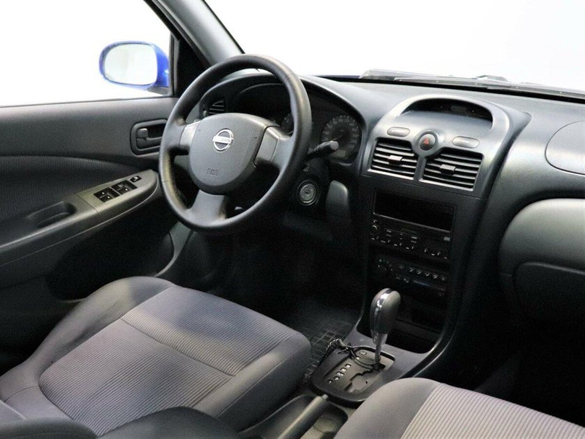 Ниссан Альмера Классик 2008 салон