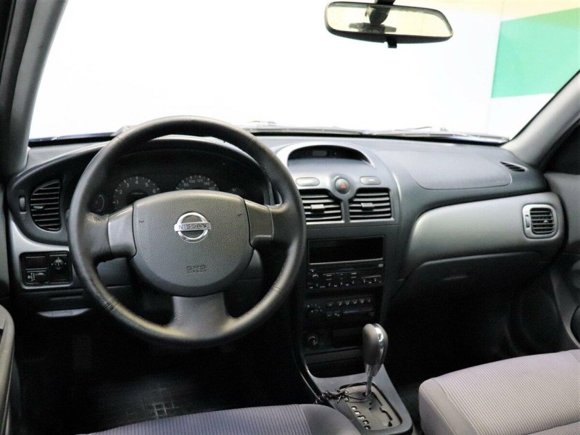 Ниссан Альмера Классик 2008 салон