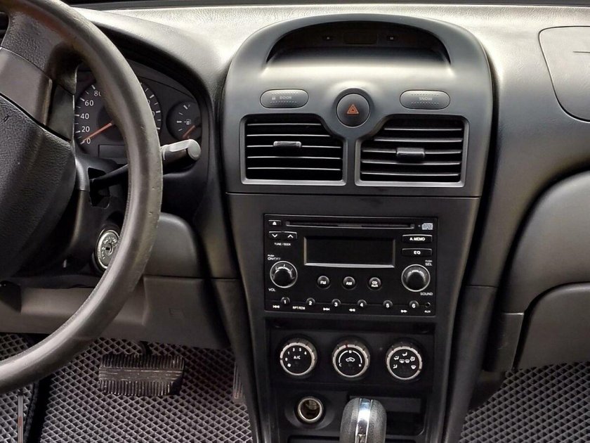 Nissan almera classic 2009