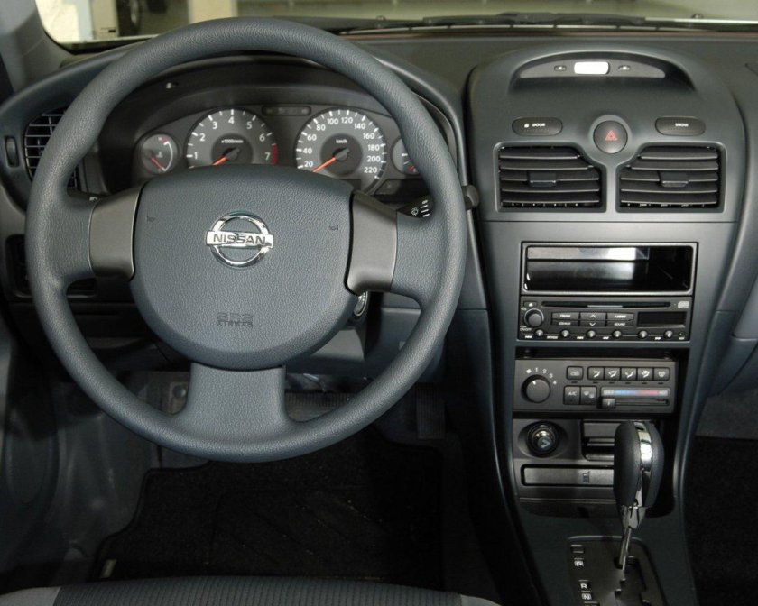 Nissan Almera Classic 2007 салон