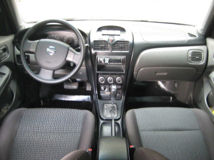 Nissan Almera Classic 2008 салон