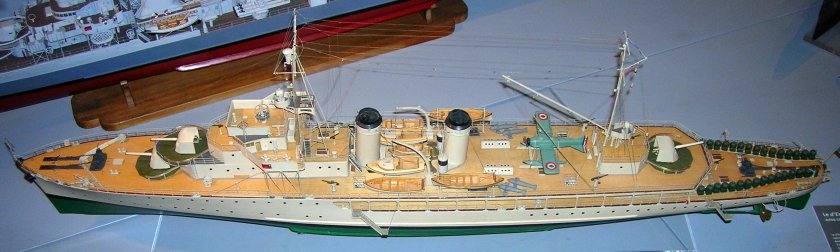 Безбронный крейсер (авизо) "Чихайя"