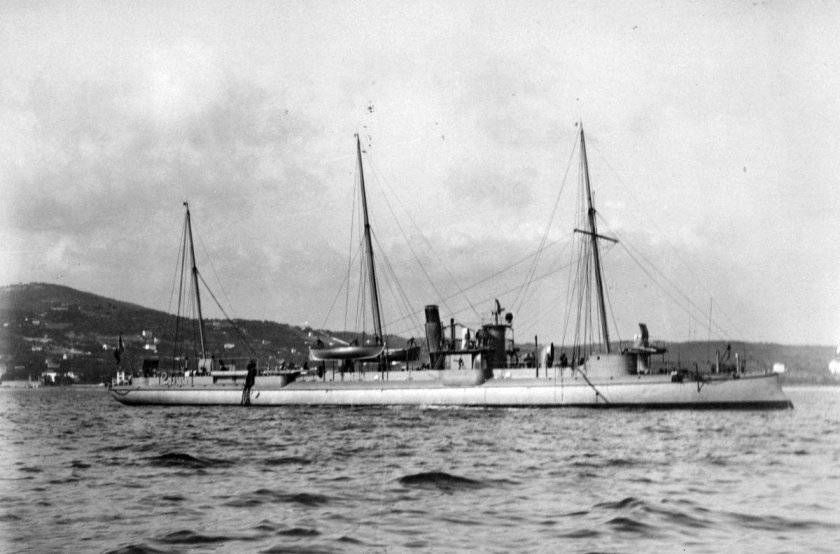 Крейсер авизо