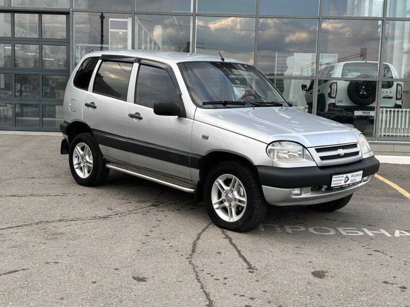 Chevrolet niva 2005