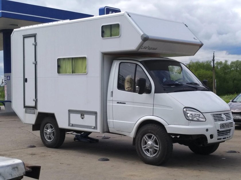 ГАЗ Соболь 4х4 автодом