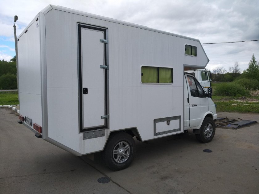 Соболь 4х4 автодом