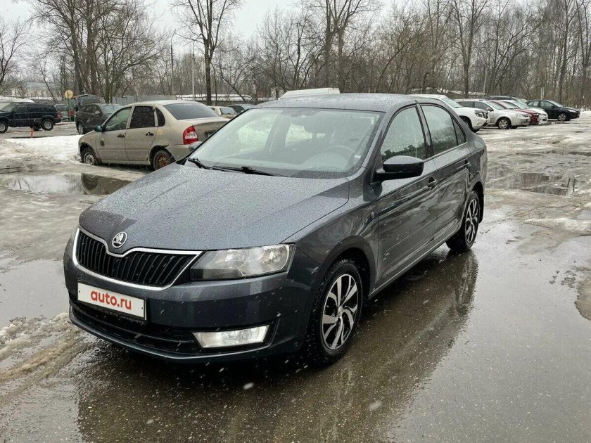 Рапид 2016 1.6 90 л.с серый