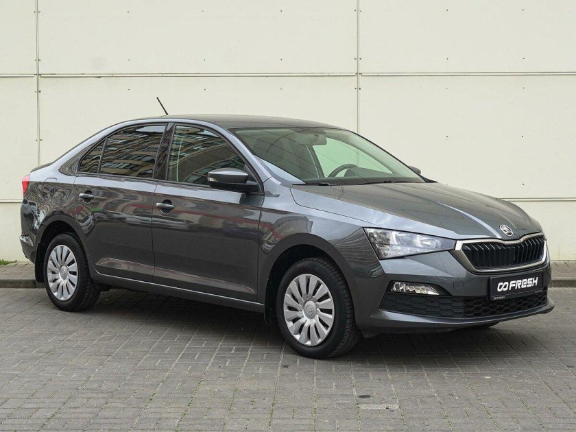 Шкода рапид серая