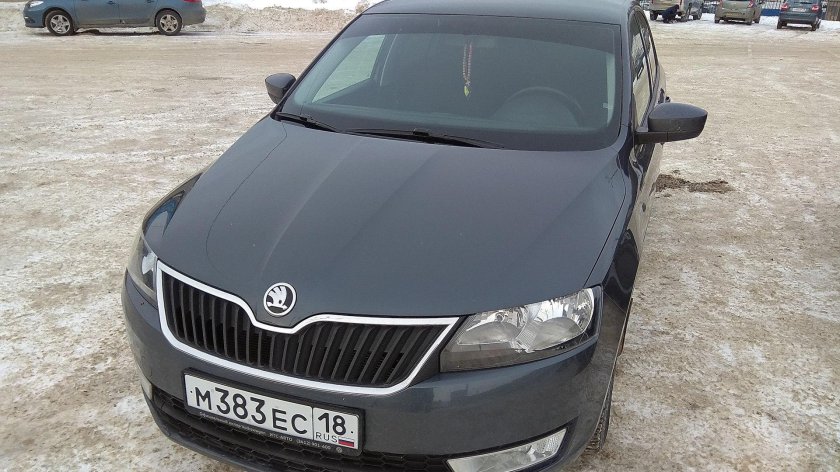 Skoda Rapid серый антрацит