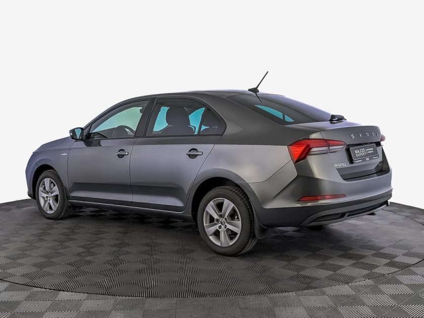 Шкода рапид лифтбек 2021