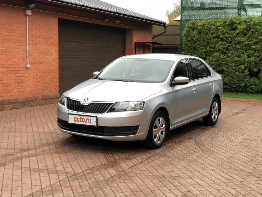 Шкода Рапид 1.8