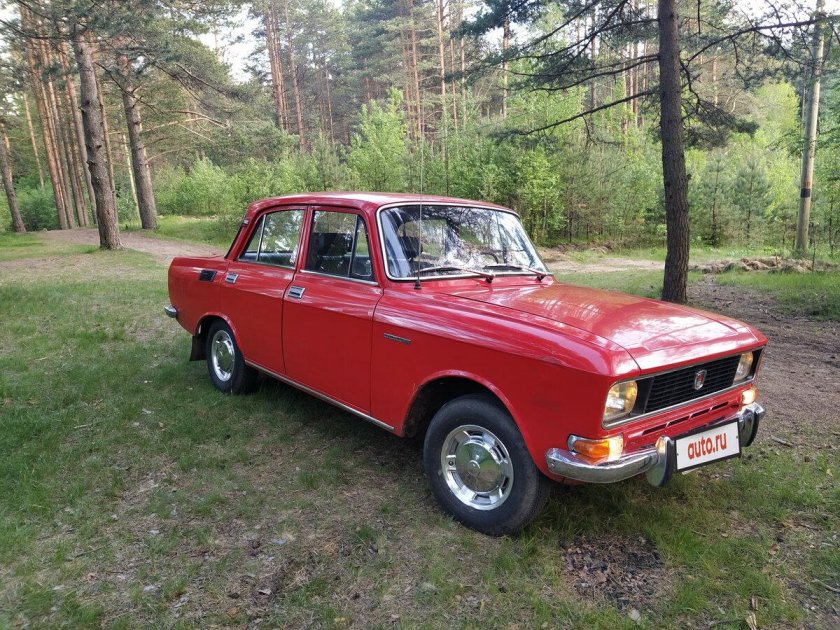 Москвич 2140 красный
