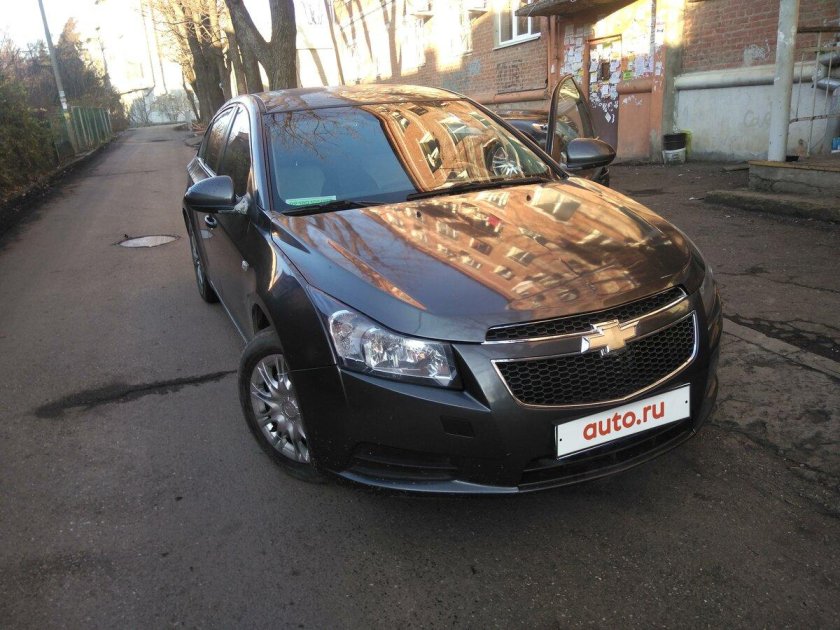 Шевроле Круз 2012 года