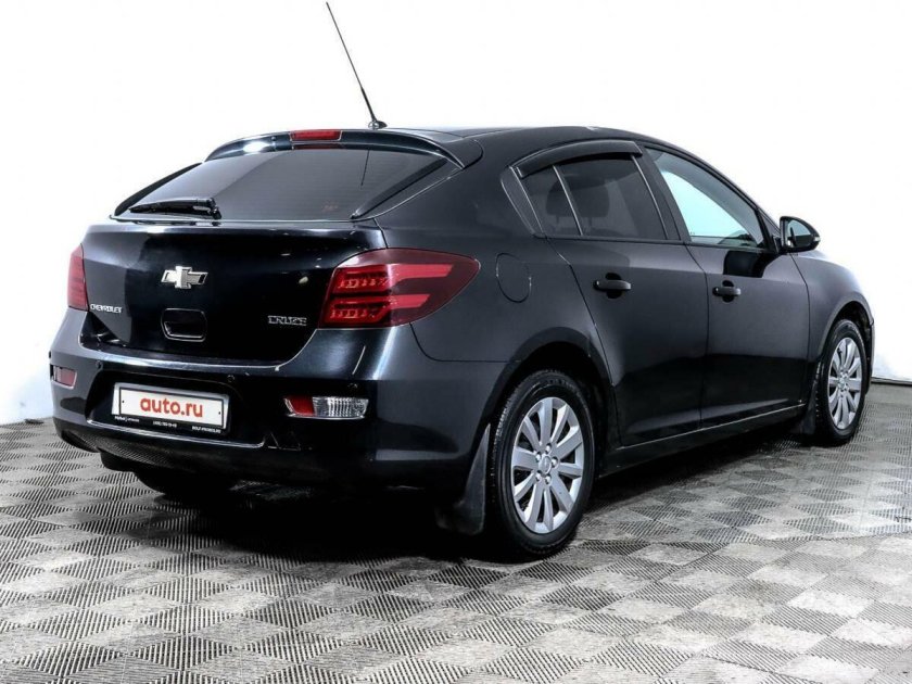 Chevrolet cruze hatchback 2012