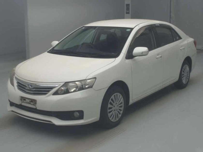 Toyota corolla verso i рестайлинг