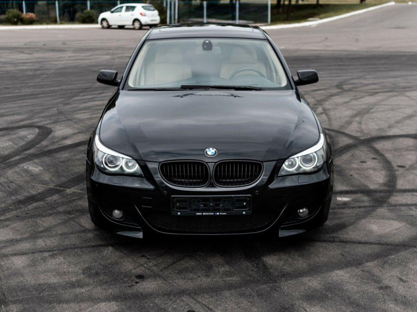 BMW 525i