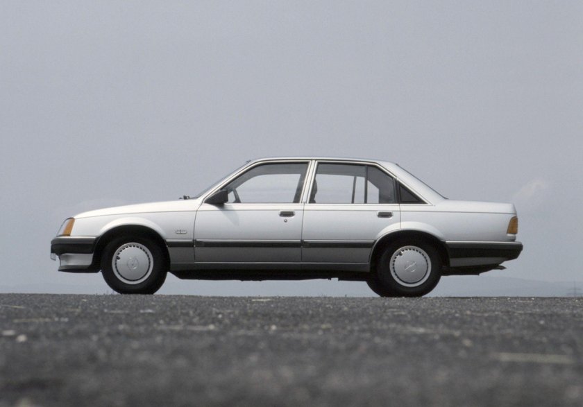 Opel Rekord 1982