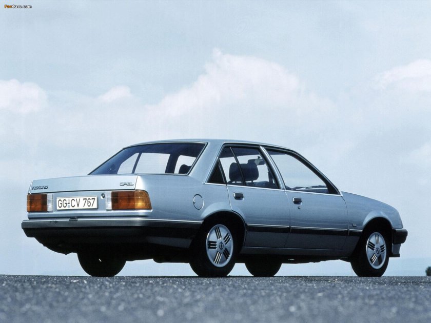 Opel Rekord 1982