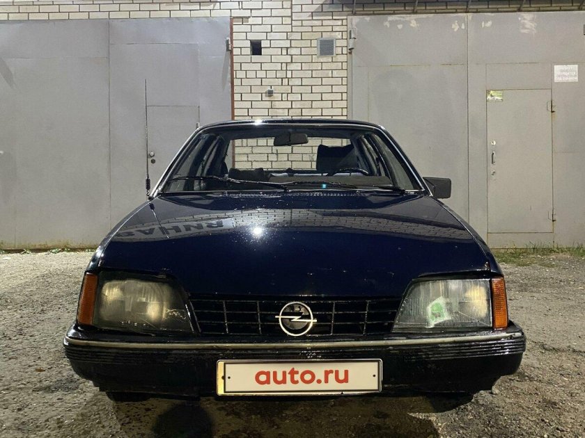 Опель рекорд е 2.0