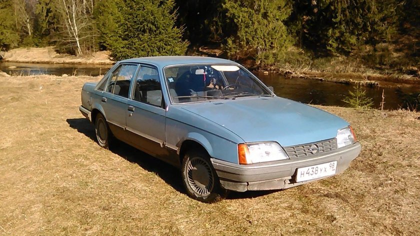 Опель рекорд 1983