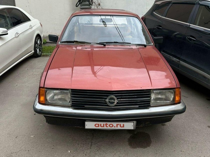 Опель рекорд 1980