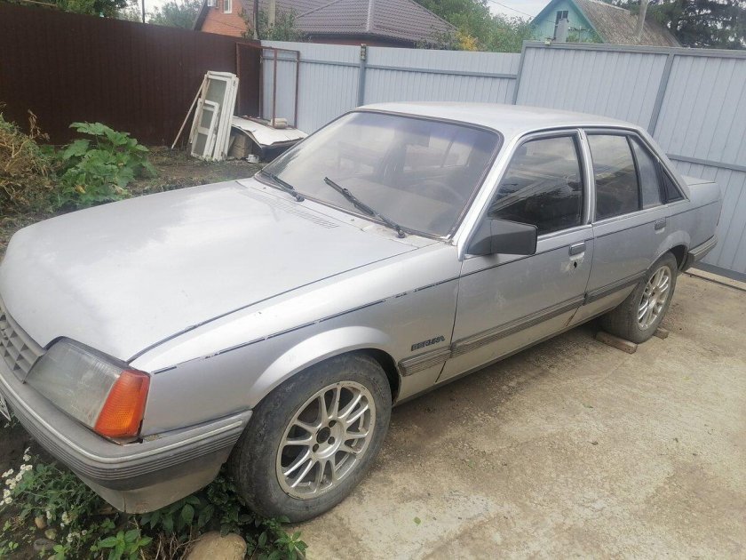 Глушитель задняя часть Defender 2 lr129581