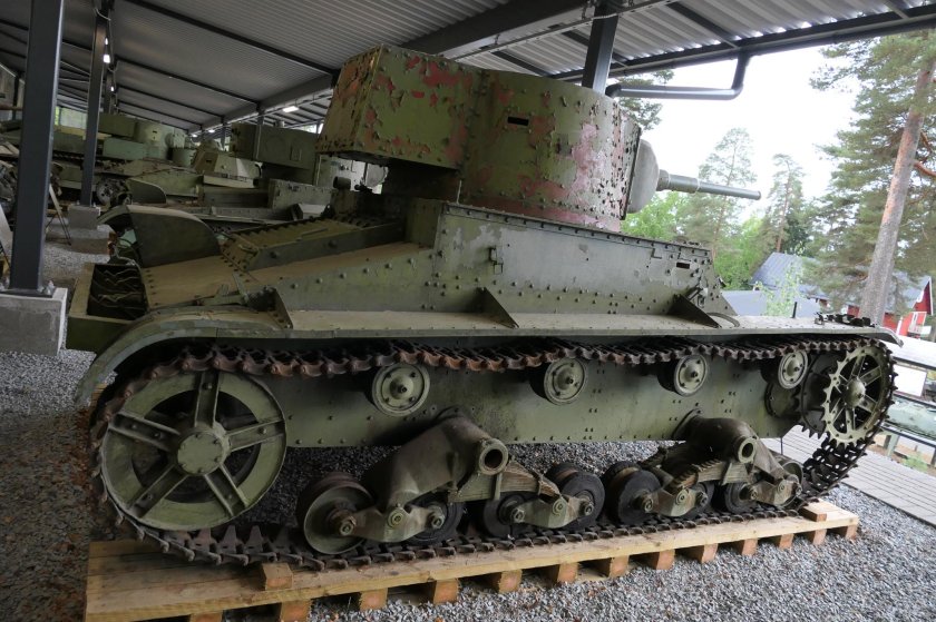 Виккерс 6 тонный