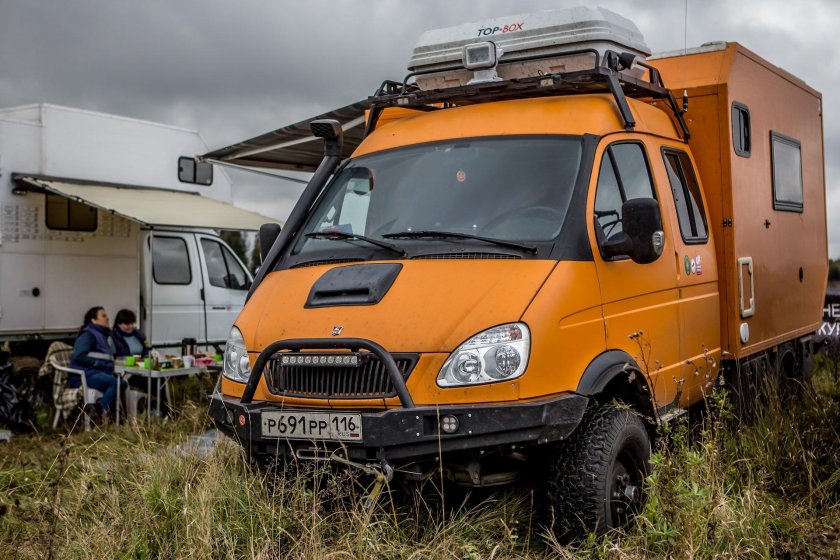 ГАЗ Соболь 4х4 автодом