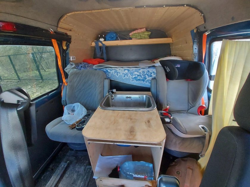 ГАЗ Соболь 4х4 автодом салон