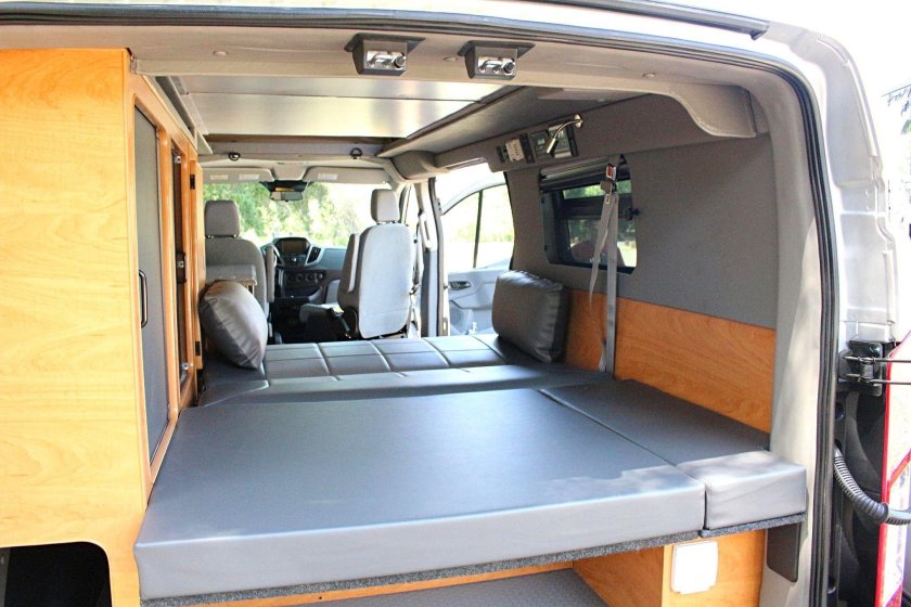 Соболь 4х4 автодом