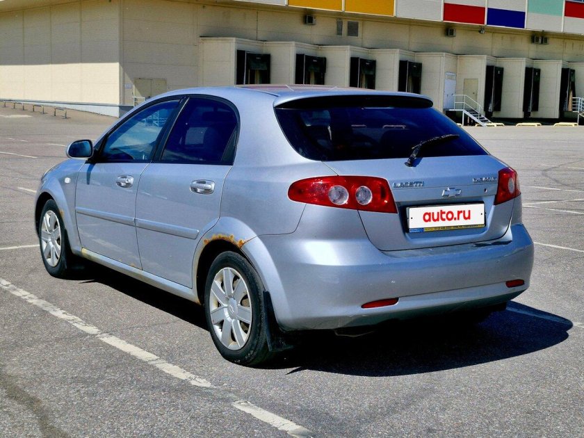 Шевроле лачетти хэтчбек серебристый