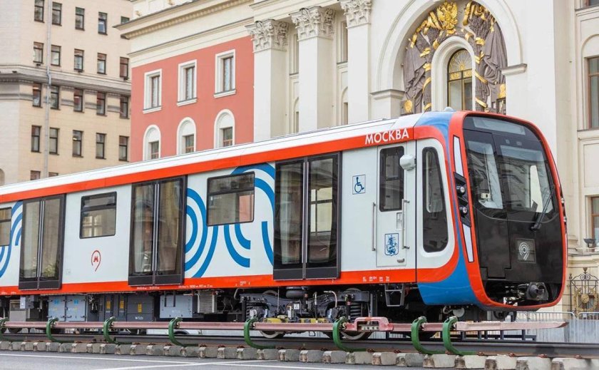 Вагон метро Москва 2020