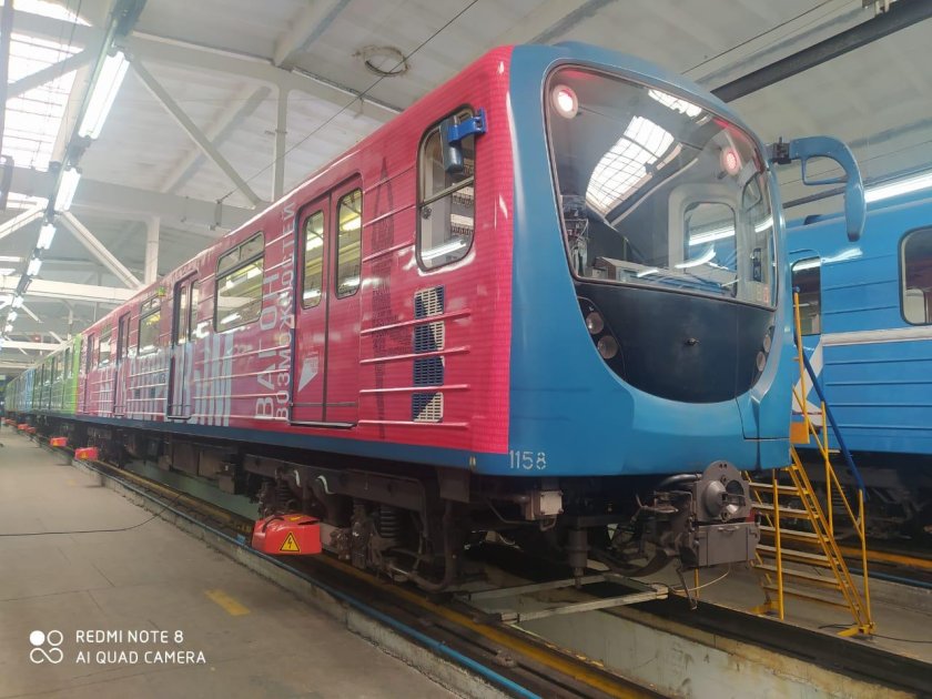 Метро Новосибирск 2021 вагон