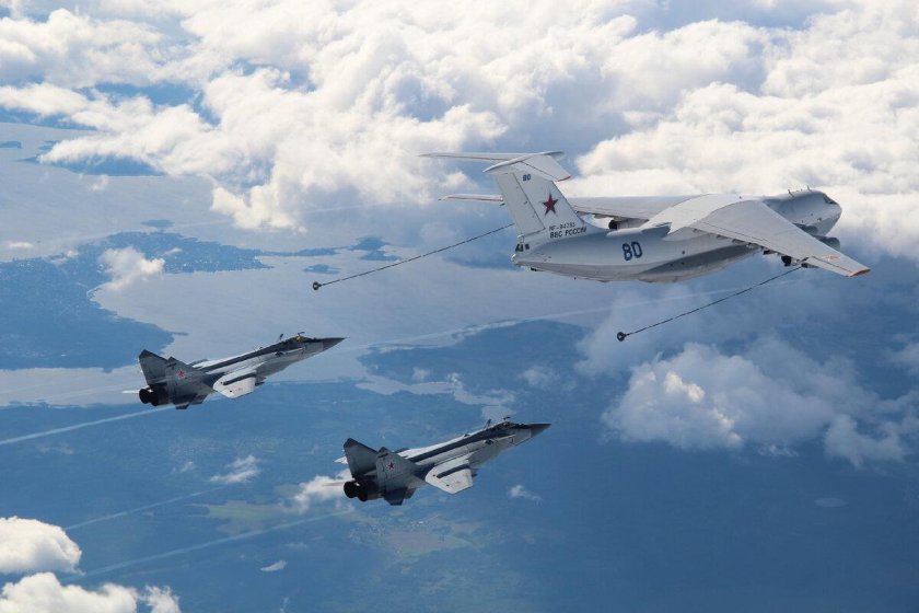 Су 34 дозаправка в воздухе