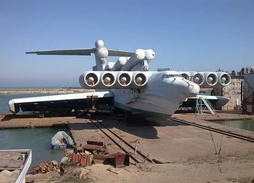 Лунь экраноплан