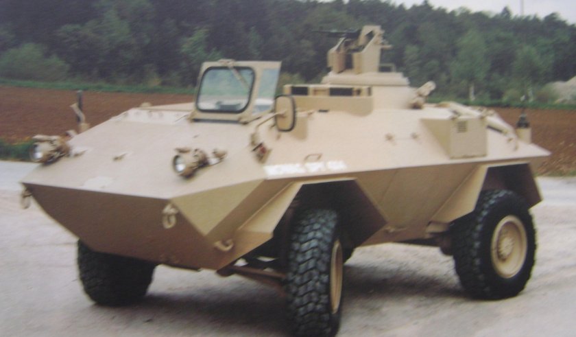 MOWAG Piranha 4x4